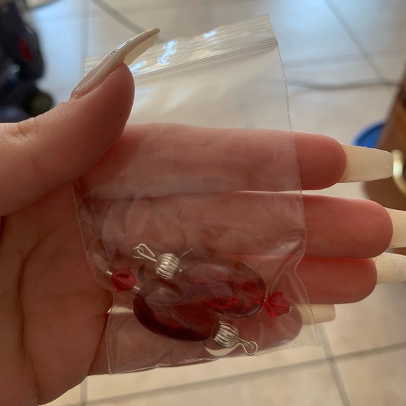 Women’s earrings - Picture 1 of 1